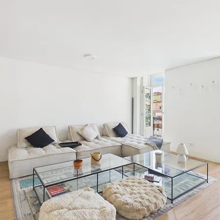 1br W/ A/c & Elevator - Cais Do Sodre | By Airnest *