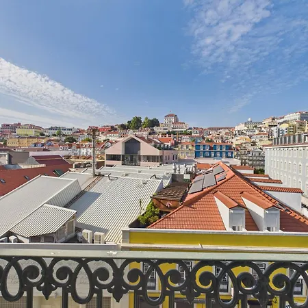 1br W/ A/c & Elevator - Cais Do Sodre | By Airnest * Lisboa